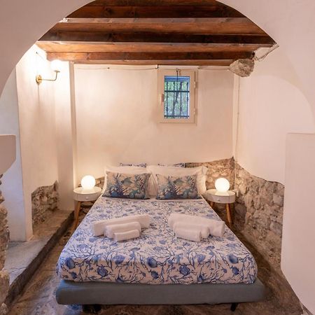 La Casa Delle Pietre Parlanti - Casa In Pietra Ai Piedi Del Parco Delle 5 Terre Bed & Breakfast Biassa Exterior photo