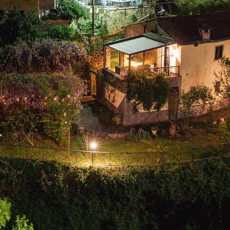 La Casa Delle Pietre Parlanti - Casa In Pietra Ai Piedi Del Parco Delle 5 Terre Bed & Breakfast Biassa Exterior photo